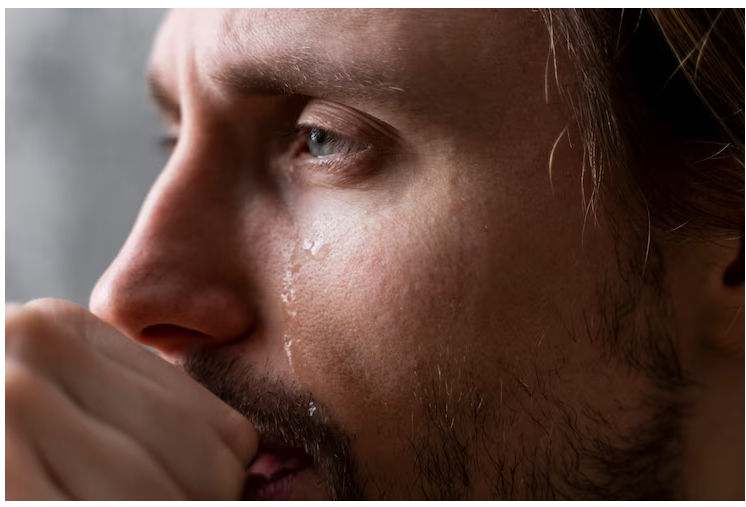 گریه مردان یک راه سالم برای آزاد کردن احساسات و پاکسازی روحی شما است. اگر چه بسیاری از مردان تمایل دارند که اشک خود را از دیگران پنهان کنند