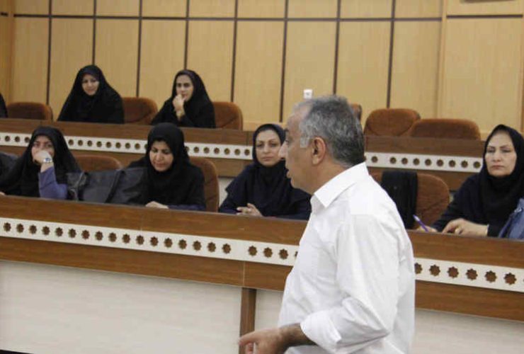 فرسودگی اخلاقی و تاب‌آوری